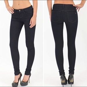 Joe’s Jeans Chelsea Fit Black Size 27
